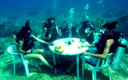 Under Water Poker